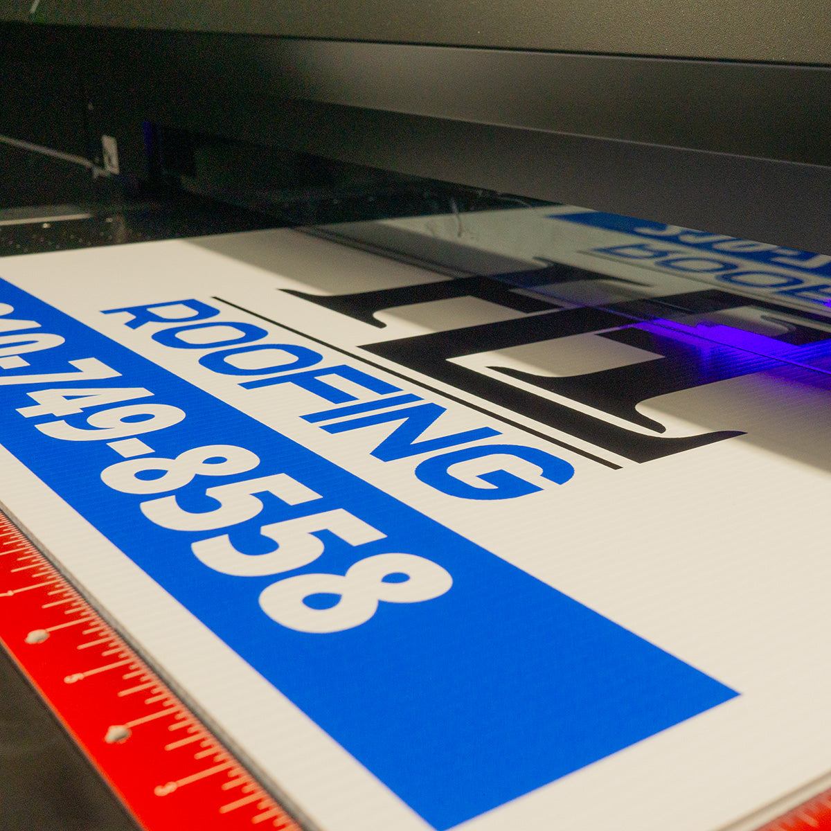 Lawn Signs 24x18inch - PROJECTPOINT